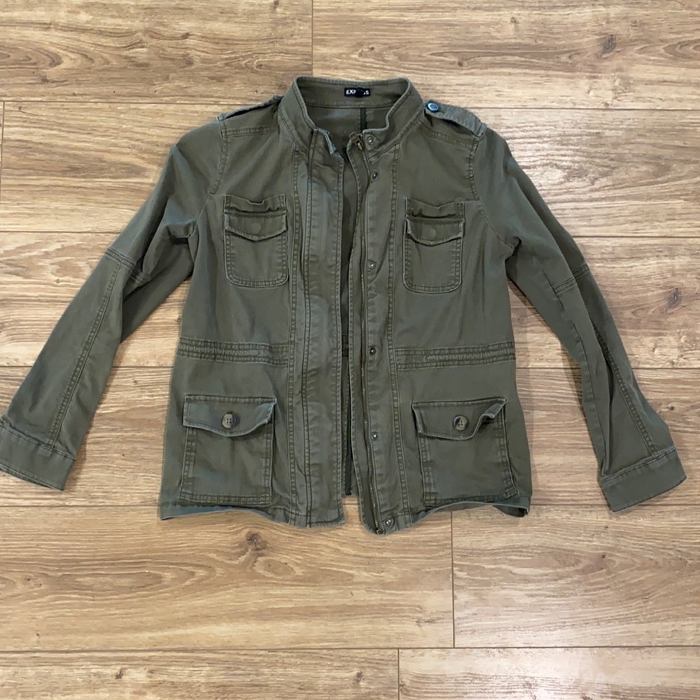 Express jacket Size medium